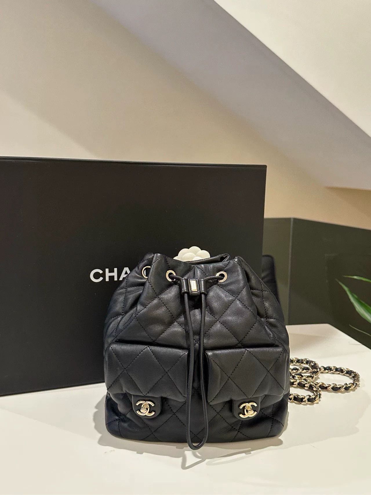 Chanel Pre-loved Bag Very good condition Size ONE SIZE - 1 Thumbnail