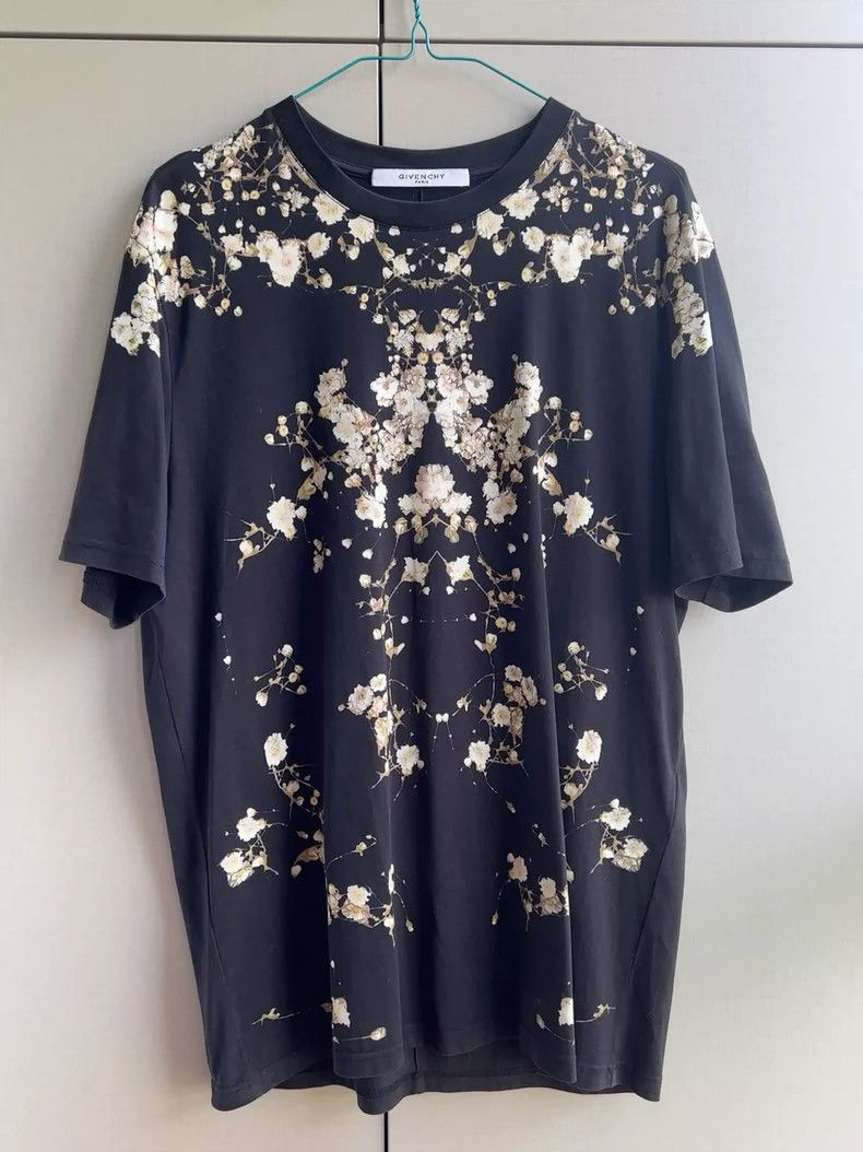 Givenchy Givenchy Floral Print Short Sleeve T-shirt - dmc Size US S / EU 44-46 / 1 - 1 Thumbnail