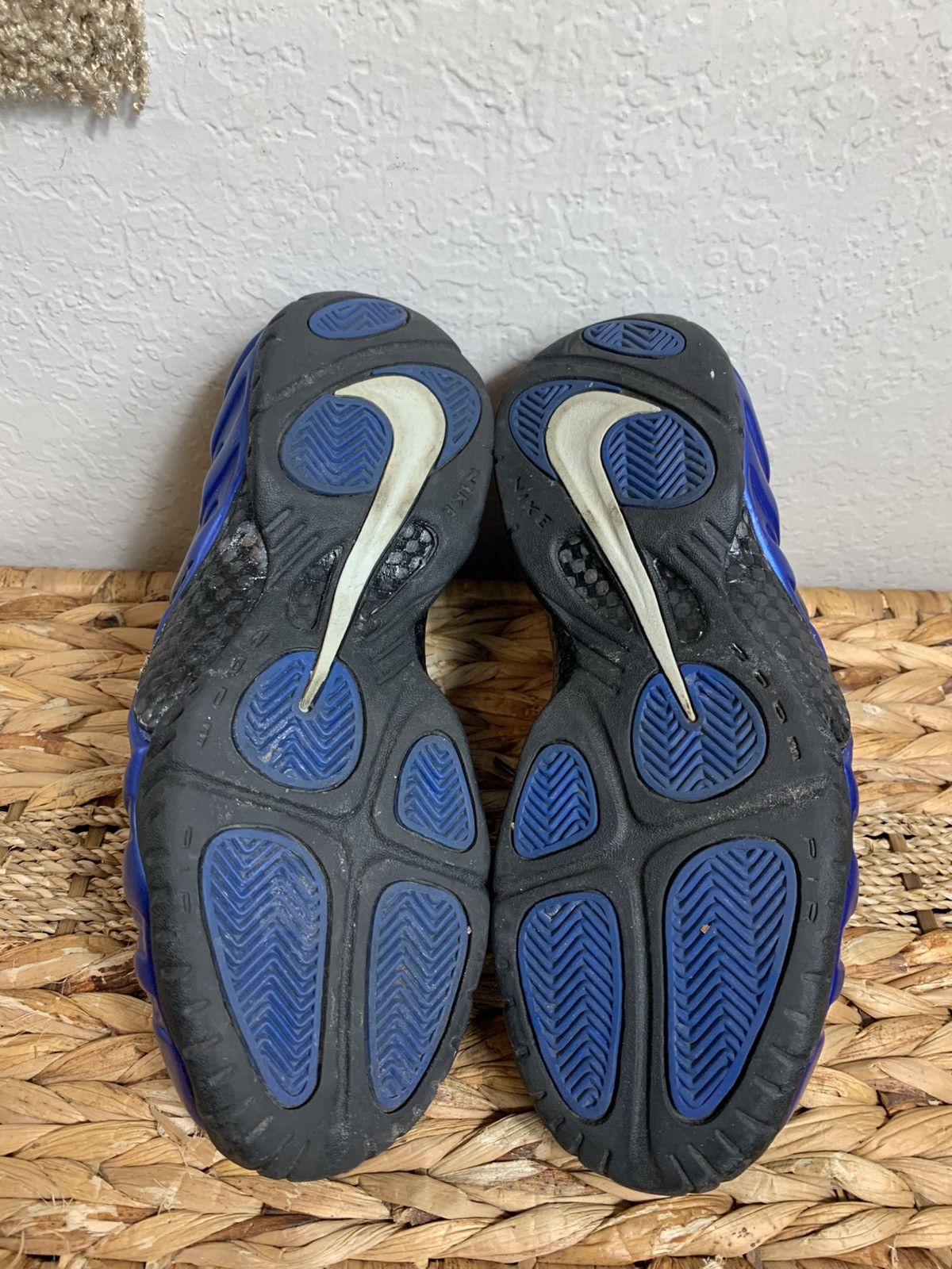 Nike Nike Foamposite Pro B Varsity Royal 624041 401 Men Size 8.5 Size US 8.5 / EU 41-42 - 3 Thumbnail