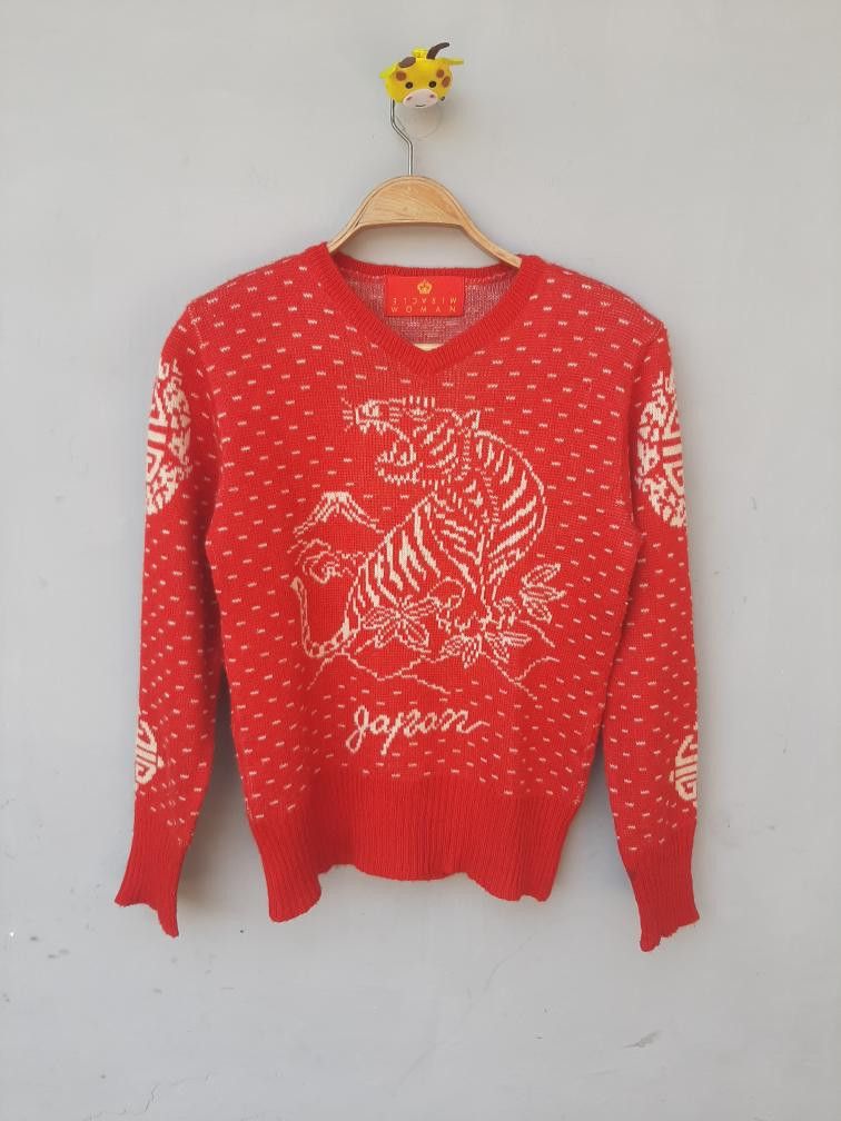 Japanese Brand Vintage Japan Made Souvenir TigerMiracle Woman Sweater, 90’s Size S / US 4 / IT 40 - 1 Thumbnail