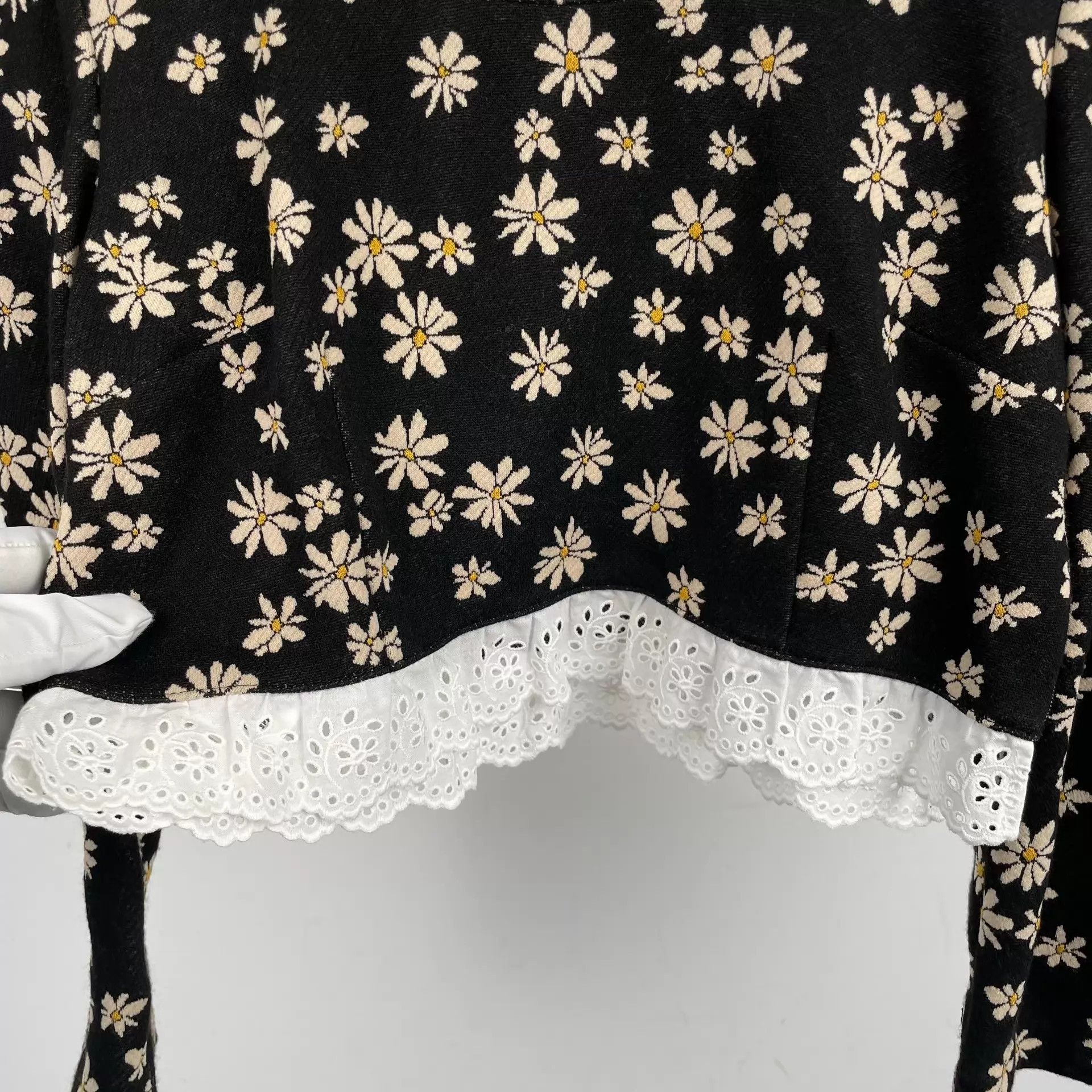 Miu Miu MIU MIU Black Daisy Floral Short Top Size S Size S / US 4 / IT 40 - 7 Thumbnail