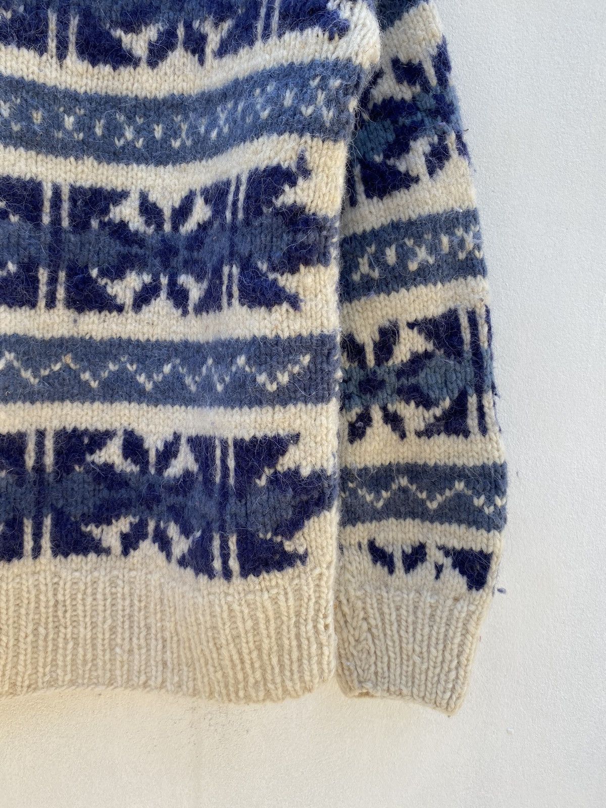 Designer × Vintage ARTESANIAS ECUADOR Blue and Cream Nordic Knit Sweater Size US S / EU 44-46 / 1 - 5 Thumbnail