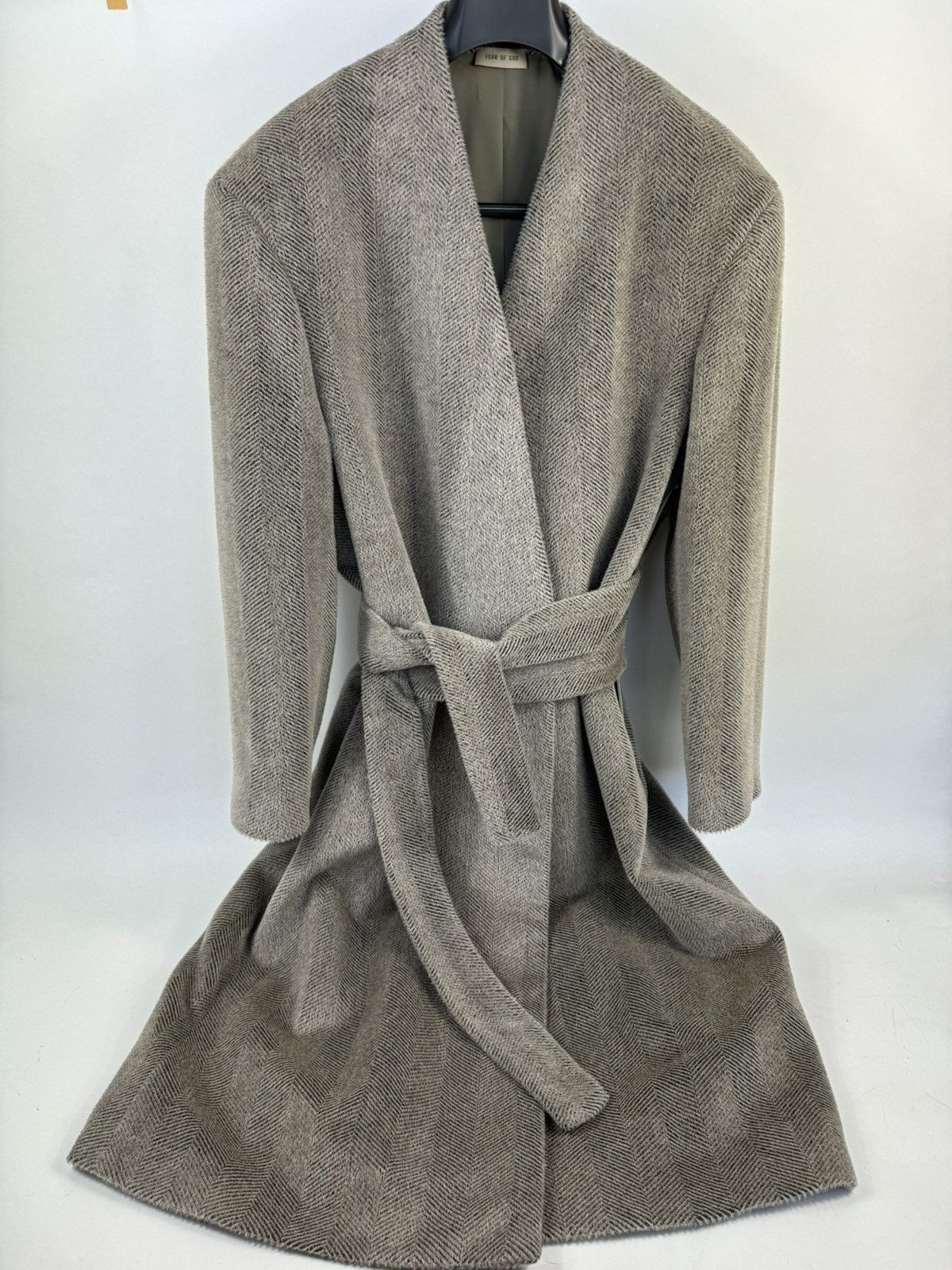 Fear of God OVERSIZED DOUBLE BREASTED HERRINGBONE LAMA WOOL BLEND COAT Size US XL / EU 56 / 4 - 6 Thumbnail