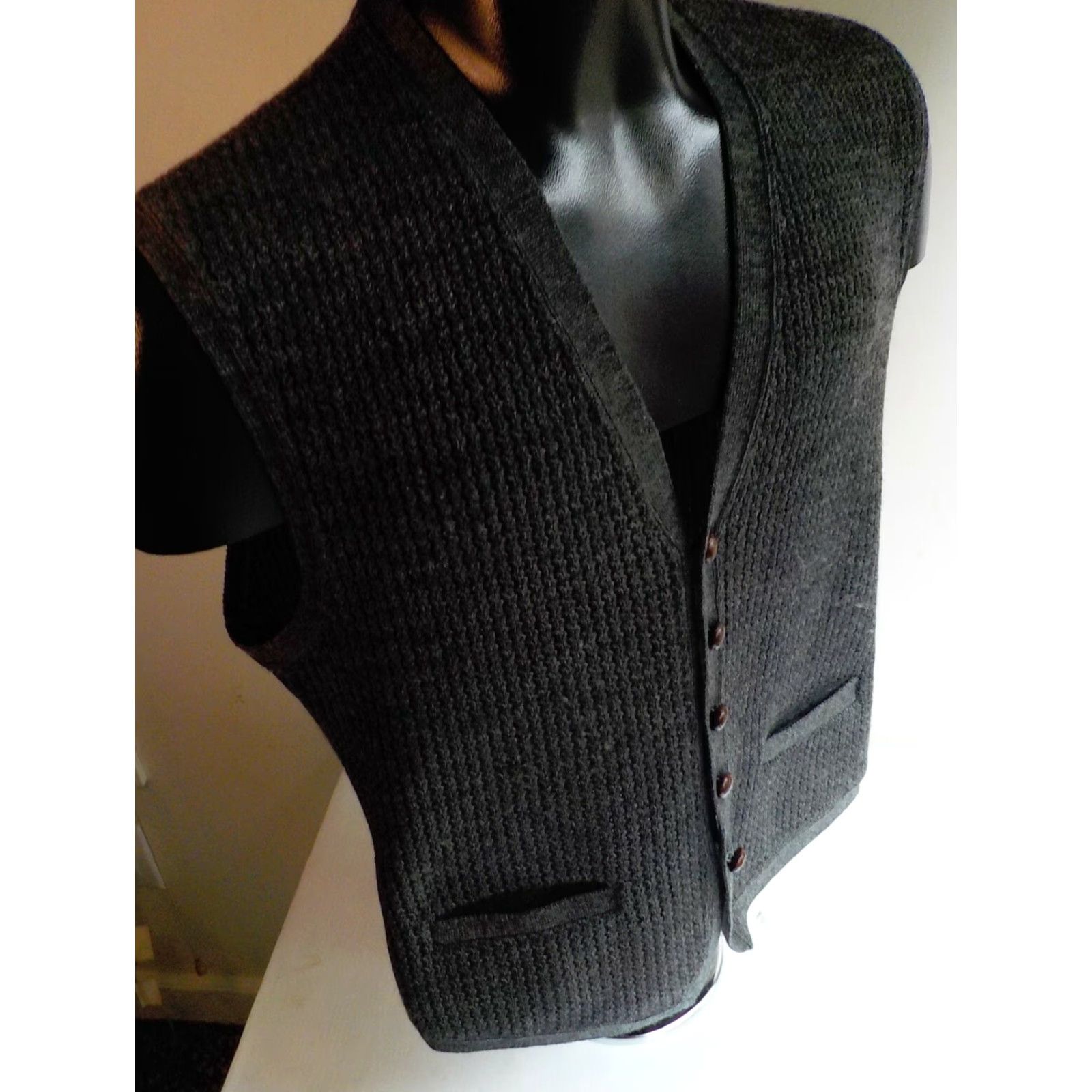 Vintage WOODHOUSE LONDON Button Front Knit Sweater Vest Gray XS?XL? 100% Pure Wool Men Size US XL / EU 56 / 4 - 3 Thumbnail