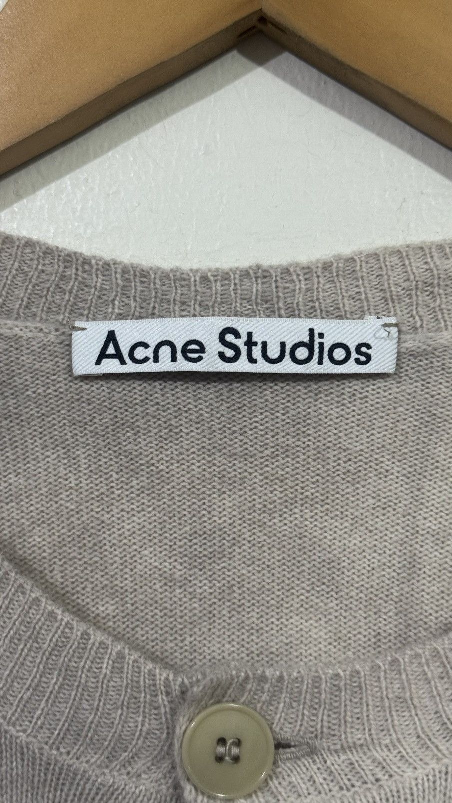 Acne Studios Crew neck Cardigan - Vintage beige Size US M / EU 48-50 / 2 - 9 Thumbnail