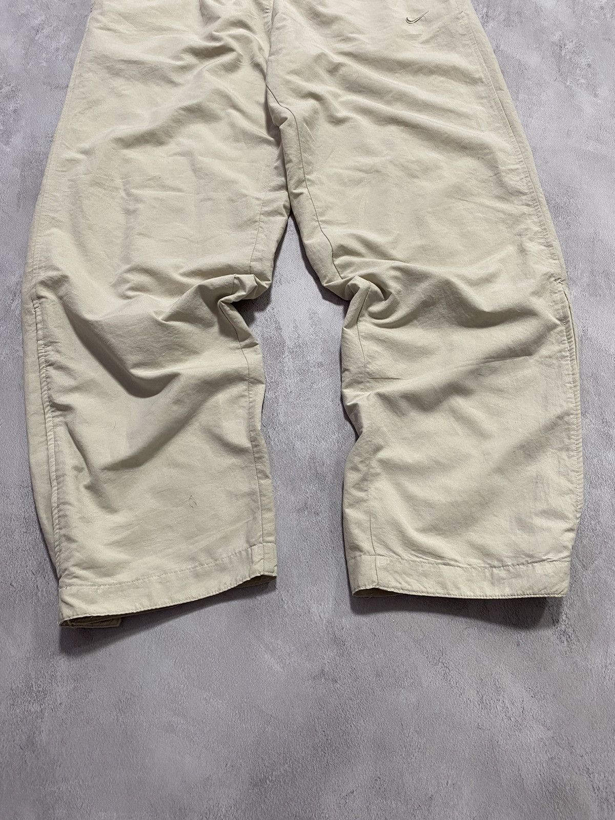 Nike × Vintage Vintage Nike Parachute pants baggy y2k track pants Size US 34 / EU 50 - 2 Thumbnail
