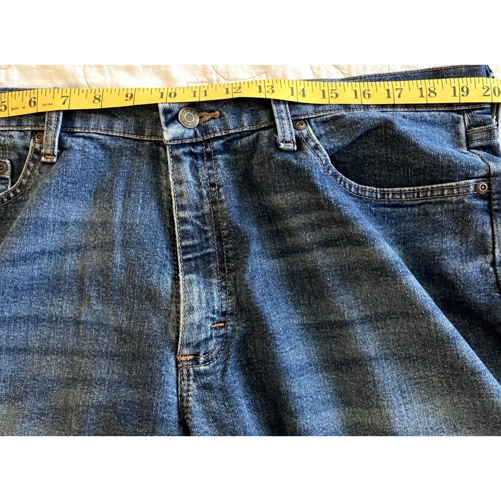 Wrangler Wrangler Jeans Mens Tag 40x30 Blue Workwear Regular Fit Straight Leg Mens Jeans Blue Cotton Denim 30 Inseam Pockets Vintage No Size US 40 / EU 56 - 6 Thumbnail