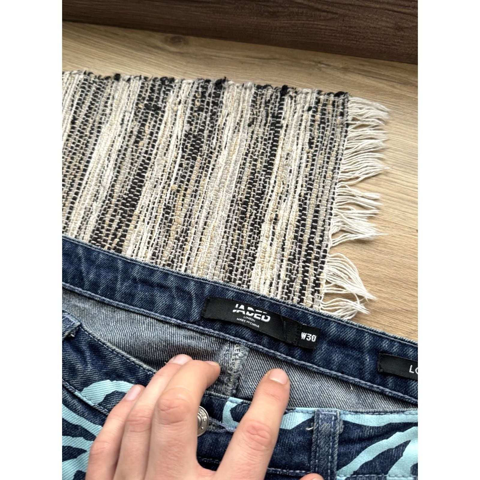 Jaded London VINTAGE Jaded London Angel Printed Flared Bootcut Low Rise Jeans Pants Size 30 S Denim Blue Men's Jeans 90s Streetwear Size US 30 / EU 46 - 5 Thumbnail