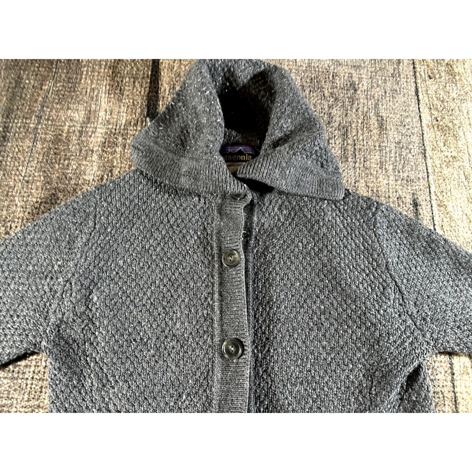 Patagonia Patagonia Women's Small Grey Merino Wool Sweater Coat Knit Size S / US 4 / IT 40 - 2 Thumbnail