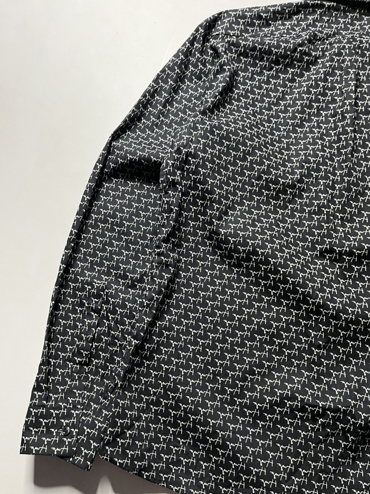 Hugo Boss Hugo Boss shirt Size US L / EU 52-54 / 3 - 10 Thumbnail