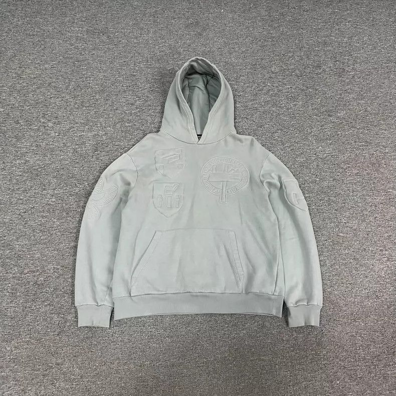 Louis Vuitton louis vuitton embossed logo hoodie size m-dmc Size US M / EU 48-50 / 2 - 1 Thumbnail