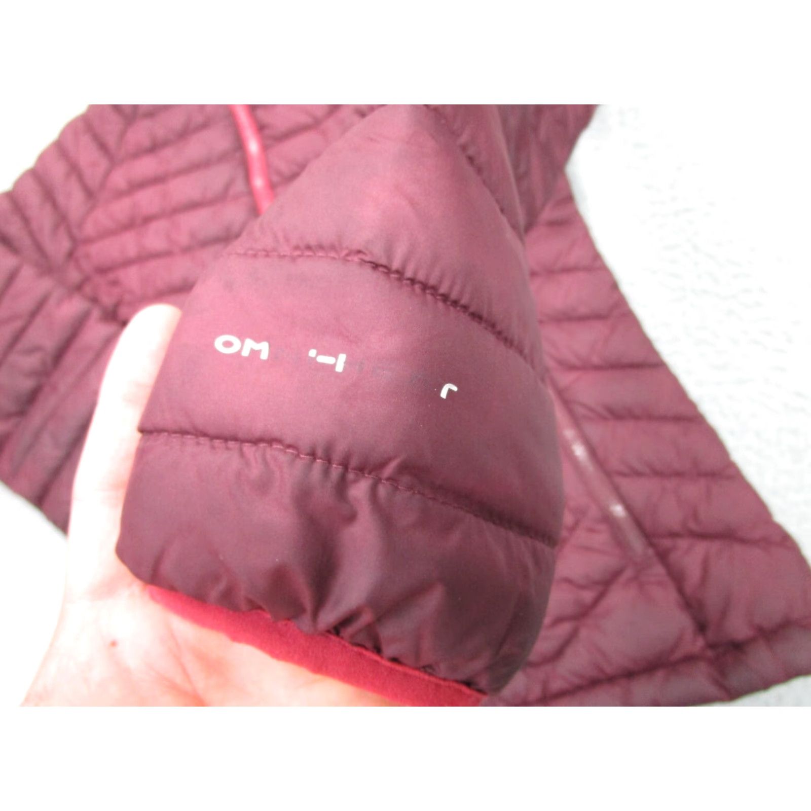 Vintage Columbia Jacket Women’s Medium Red Purple Coat Zip Puffer Omni-Heat Insulated Size M / US 6-8 / IT 42-44 - 5 Thumbnail