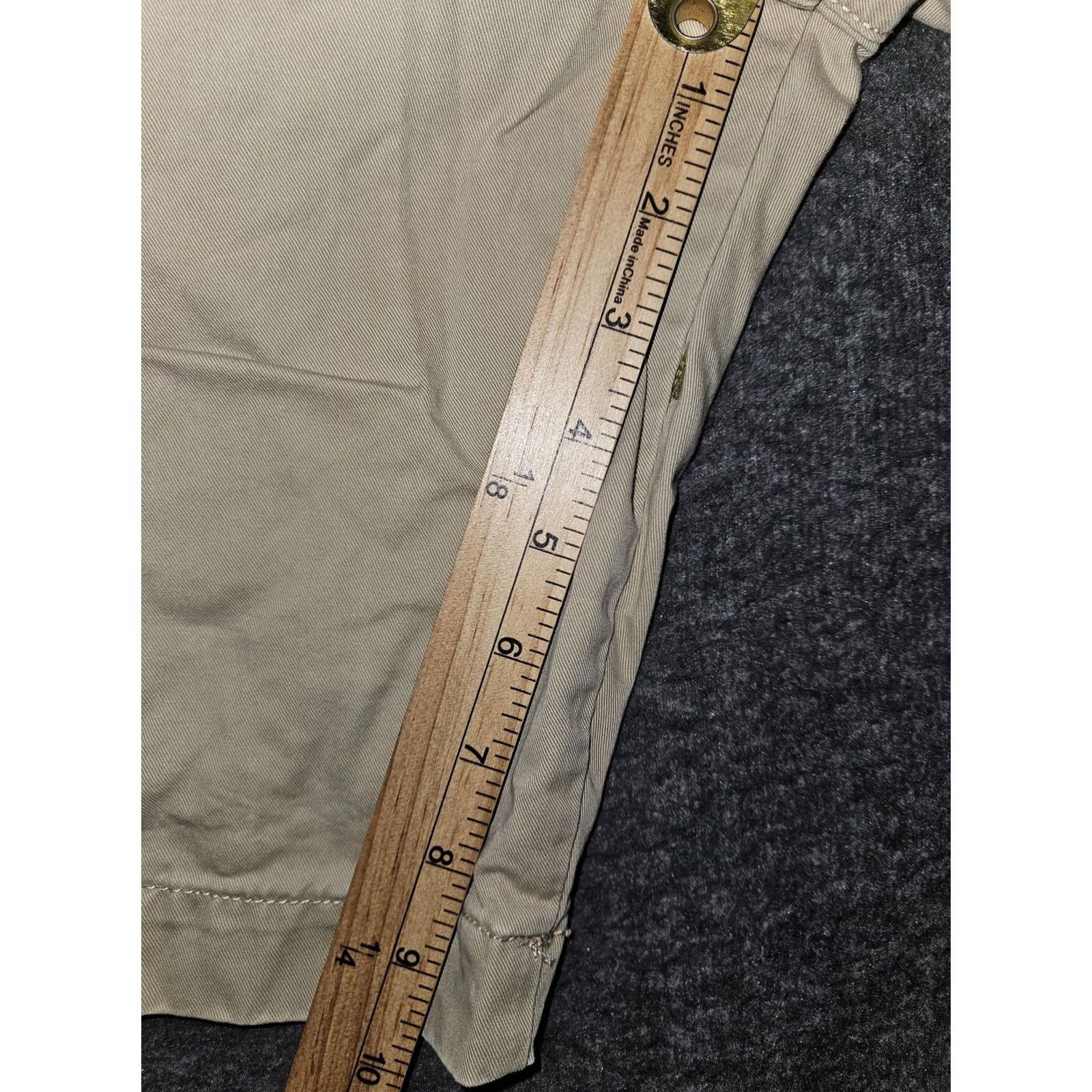 Gap Gap Mens Chino Shorts 32 Beige Cactus Embroidered Cotton Casual Slim? Regular Fit - 9in Inseam - Zip Fly - Pockets - Summer Mens Size US 32 / EU 48 - 6 Thumbnail