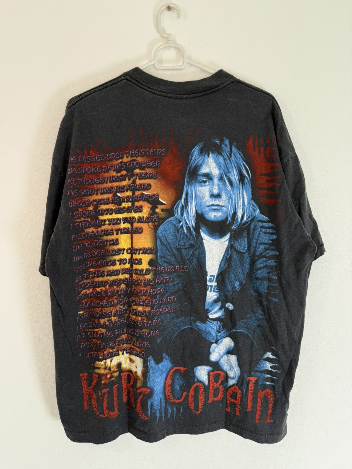 Vintage Kurt Cobain vintage t shirt merch nirvana XL single stitch Size US XL / EU 56 / 4 - 1 Thumbnail