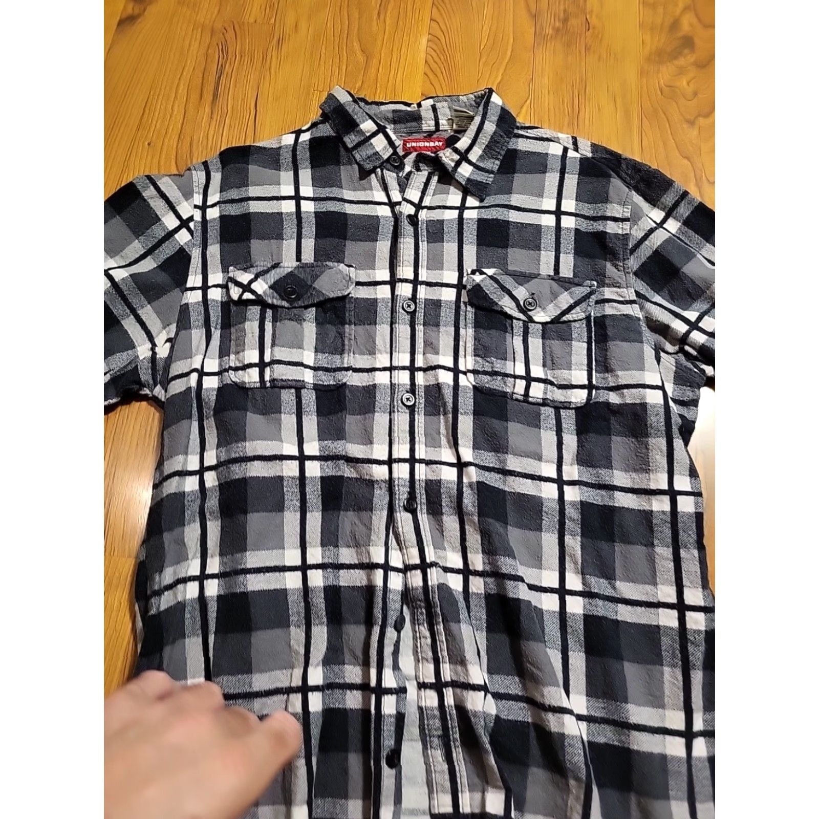 Vintage UNIONBAY Shirt XL Men 46" Chest Plaid Flannel Gray Black White Button-Up Long Sleeve Outdoor Pockets Easy Care Size US XL / EU 56 / 4 - 5 Thumbnail