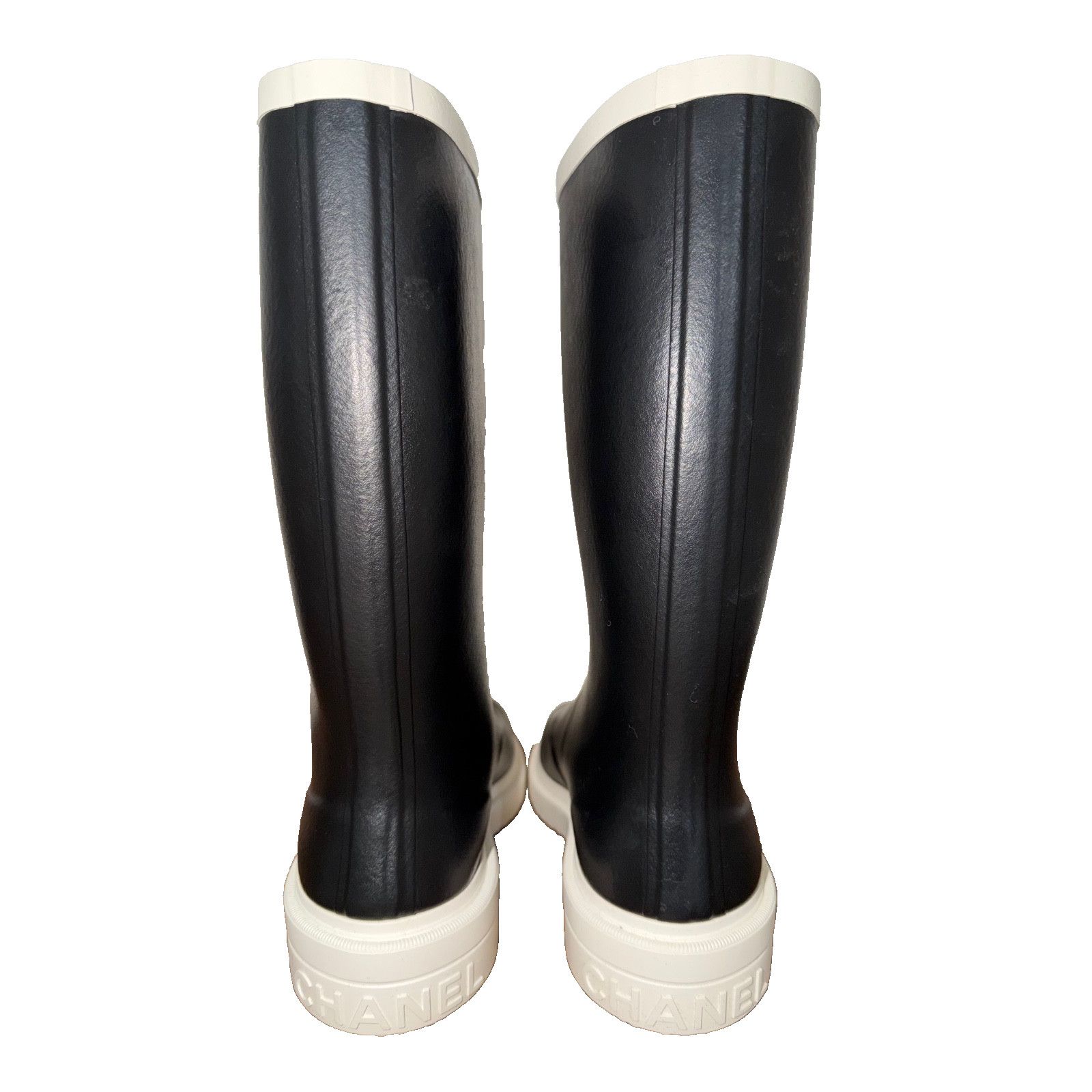 Chanel Chanel Black White CC Logo Rubber Rain Boots 38 Size US 8 / IT 38 - 14 Thumbnail