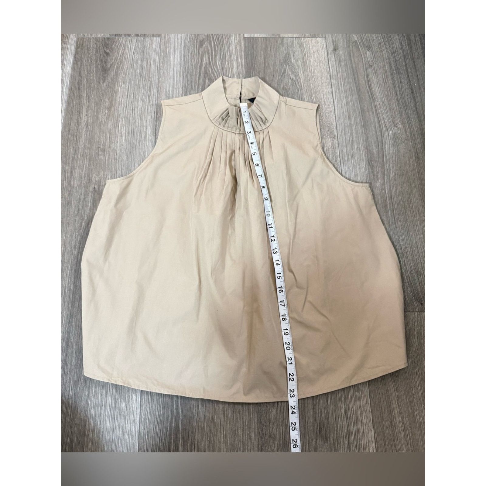 Banana Republic Banana Republic Factory Beige Cotton Pleated Top Size S NWT Size S / US 4 / IT 40 - 9 Thumbnail