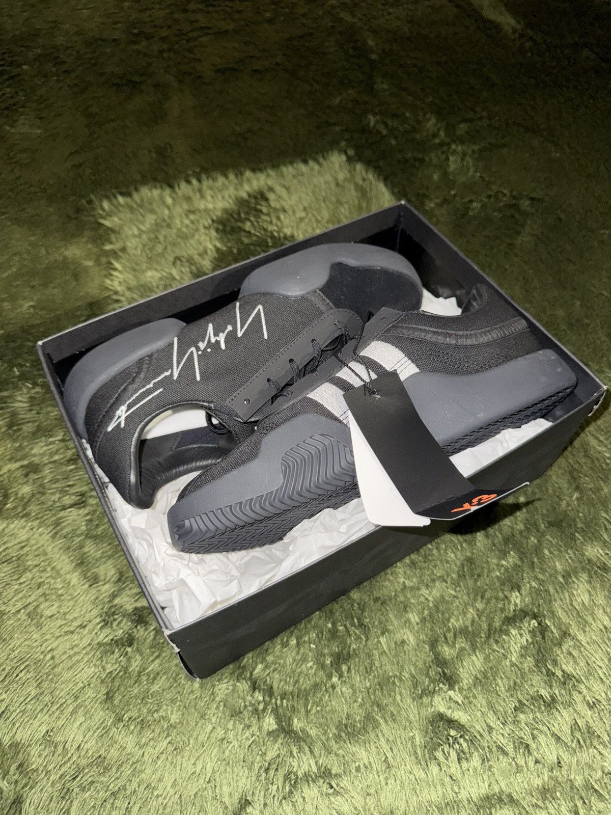 Y-3 [US 6] Y-3 Yohji Yamamoto YUNU Embroidered Logo Split-Toe Size US 6 / IT 36 - 8 Thumbnail
