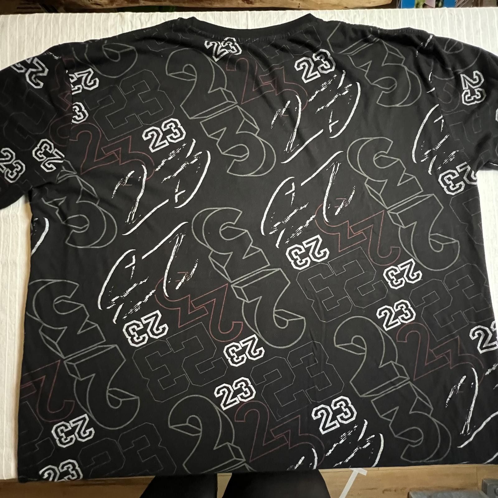 Designer OG Hustle LEGEND 23 Michael Jordan T-Shirt NBA 4XL MJ Black Size US XXL / EU 58 / 5 - 6 Thumbnail