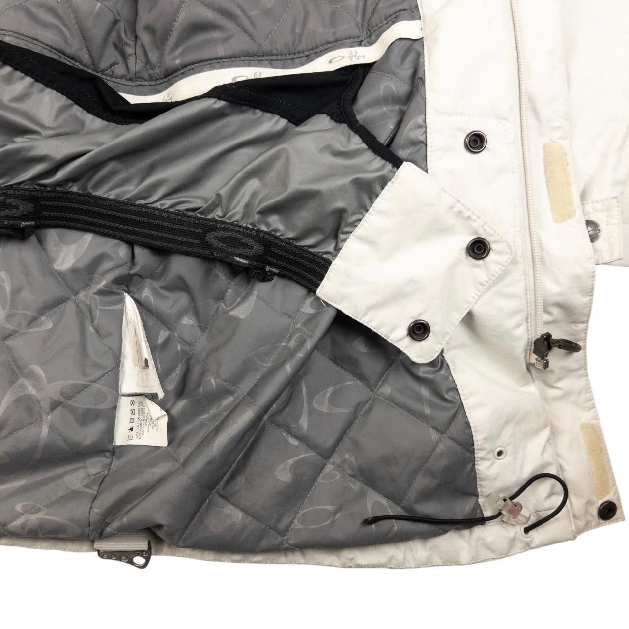 Oakley Vintage Oakley Zip Up Snowboarding Jacket Women's Size L Size L / US 10 / IT 46 - 5 Thumbnail
