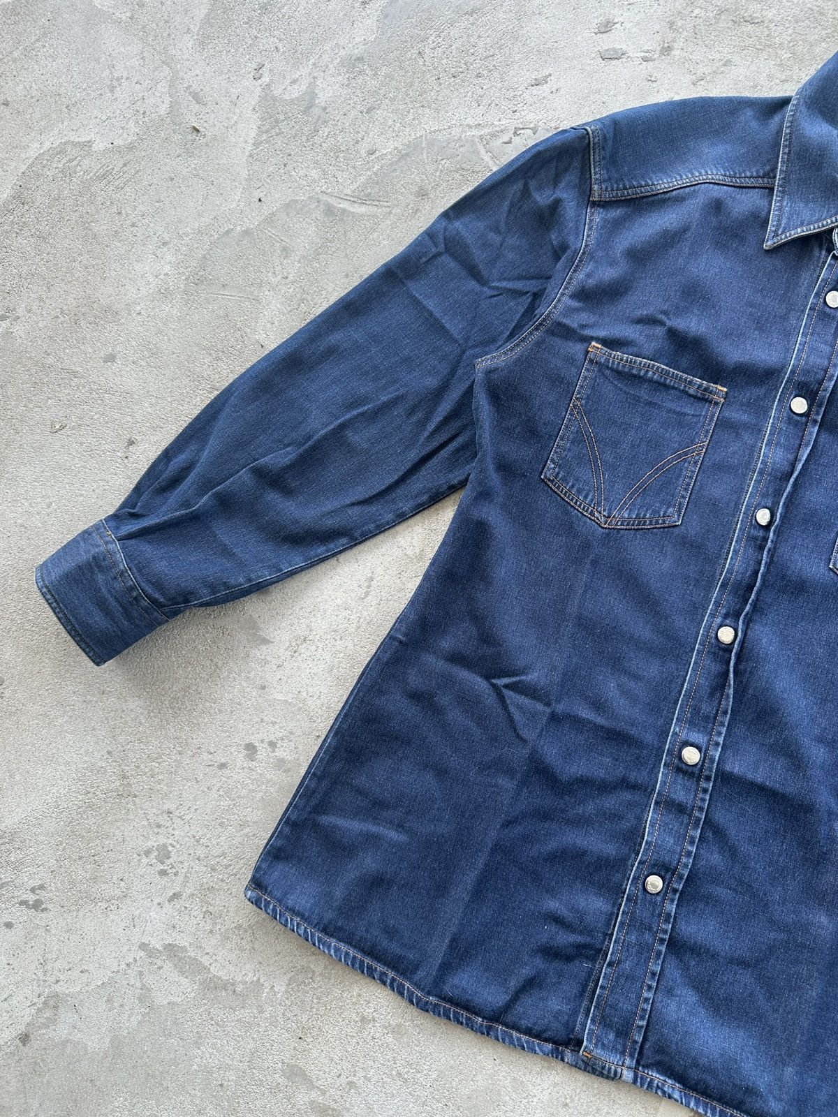 Dolce & Gabbana Vintage D&G Dolce & Gabbana Denim Shirt Women’s Size M Size M / US 6-8 / IT 42-44 - 3 Thumbnail
