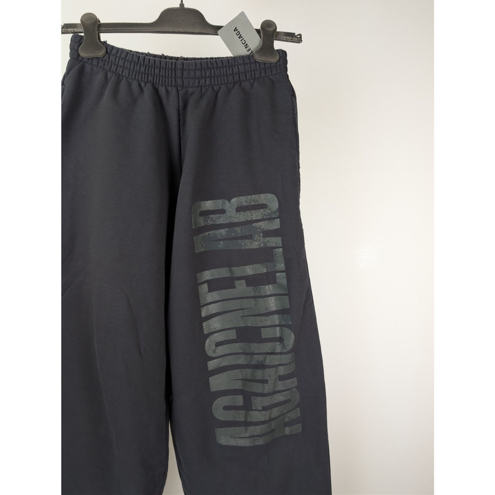 Balenciaga o1rshd1 Baggy Sweatpants in Washed Black Size US 28 / EU 44 - 5 Thumbnail