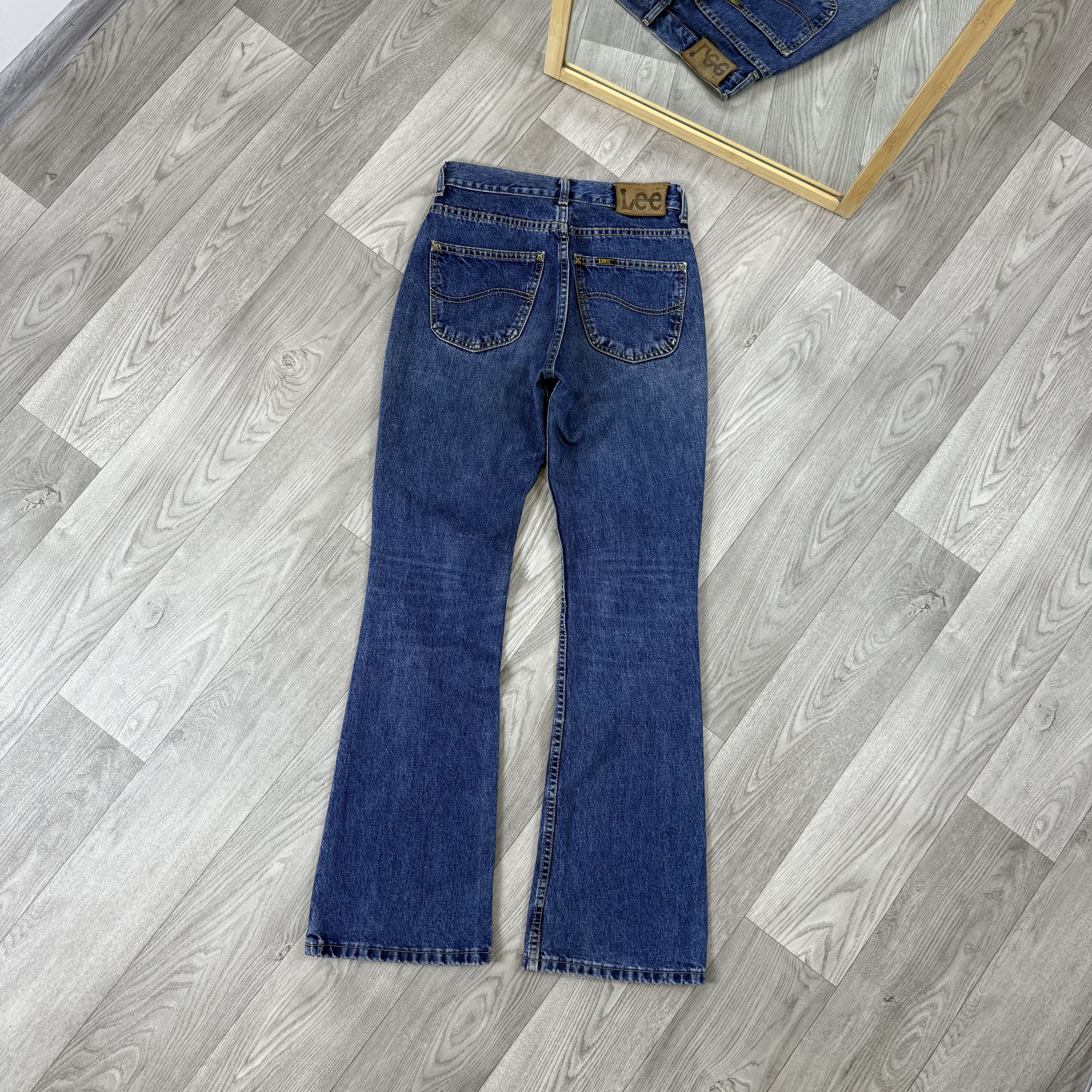 Lee Vintage Lee 90s Stonewashed No Fade Bootcut Flared Jeans Size 24" / US 00 / IT 34 - 1 Thumbnail
