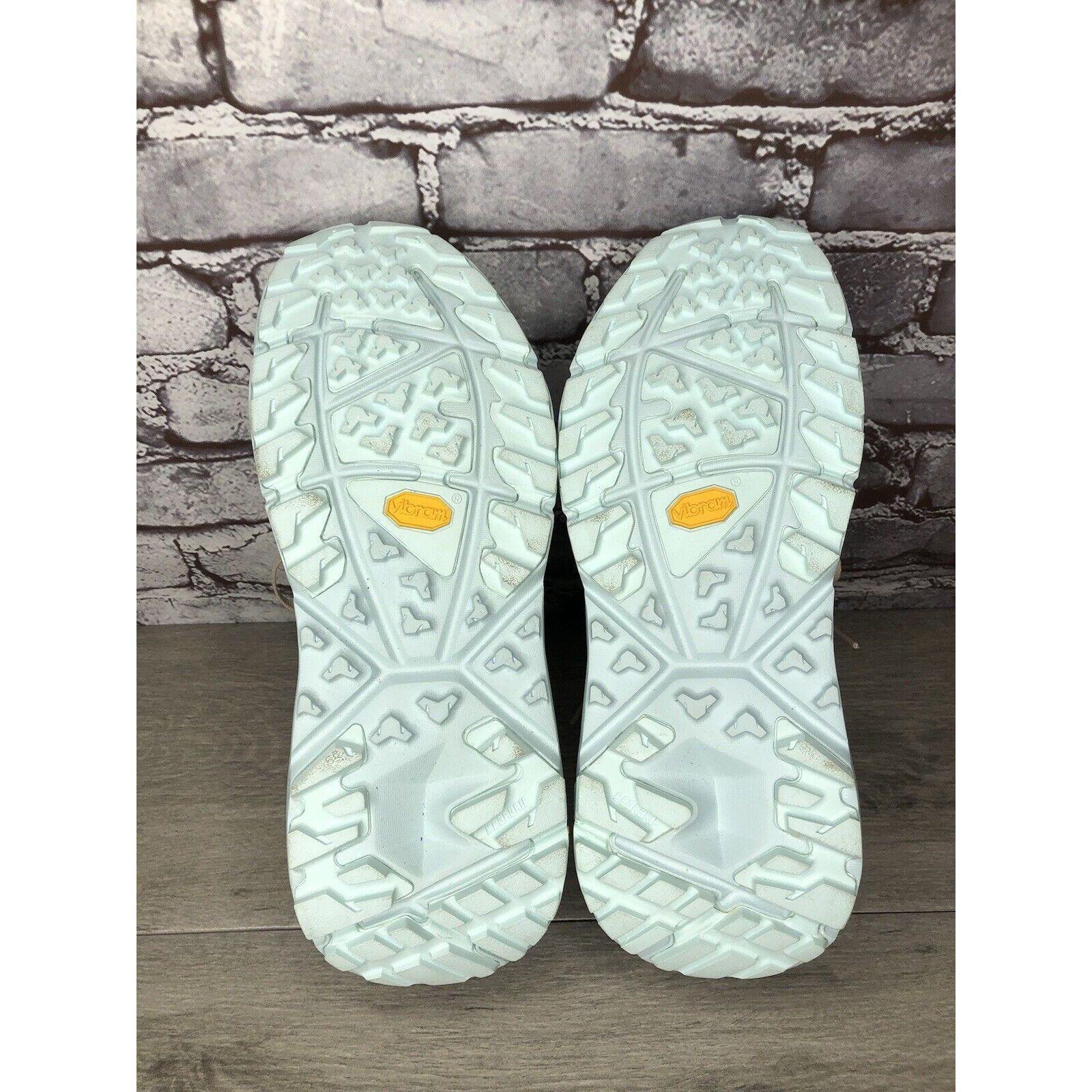 Hoka Hoka One One Kaha Low GORE-TEX Arctic Ice Purple Men 9.5M US Size US 9.5 / EU 42-43 - 6 Thumbnail