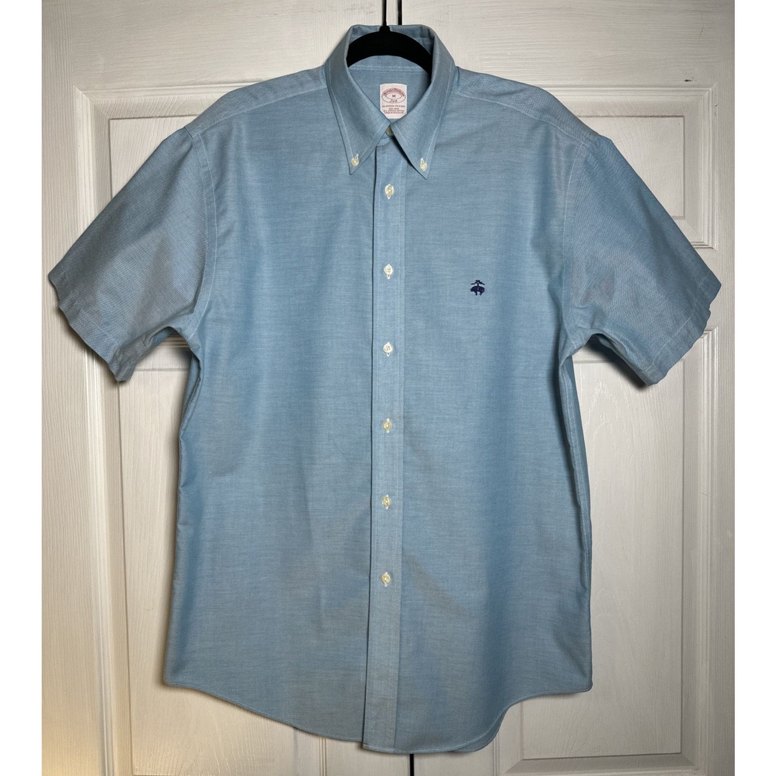 Brooks Brothers BROOKS BROTHERS MENS M SLIM CASUAL DRESS SHIRT BLUE LOGO Size US M / EU 48-50 / 2 - 1 Thumbnail