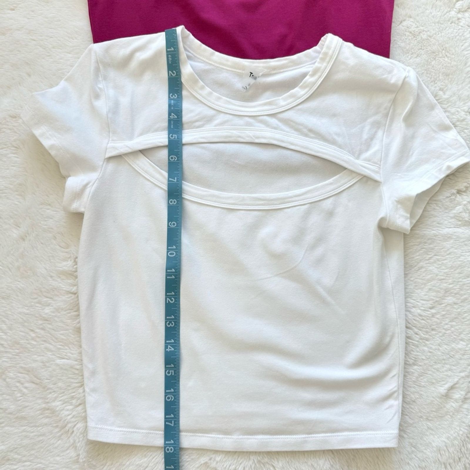 Aritzia Bundle of TNA Aritzia women t shirts size S Size S / US 4 / IT 40 - 7 Thumbnail