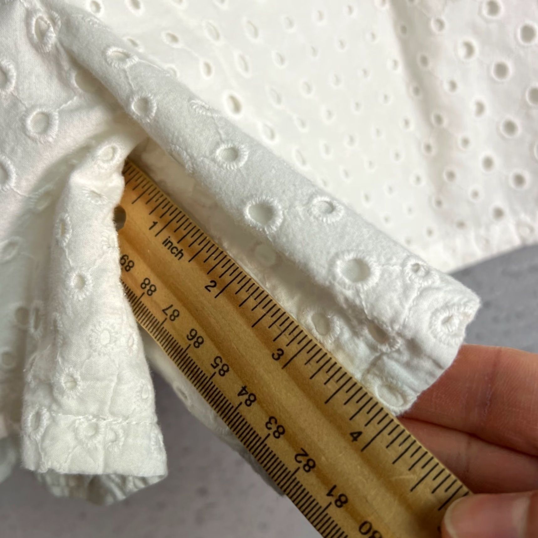 Kenzo Kenzo Paris Womens Shorts Size Medium White Eyelet Cotton Size 32" / US 10 / IT 46 - 7 Thumbnail