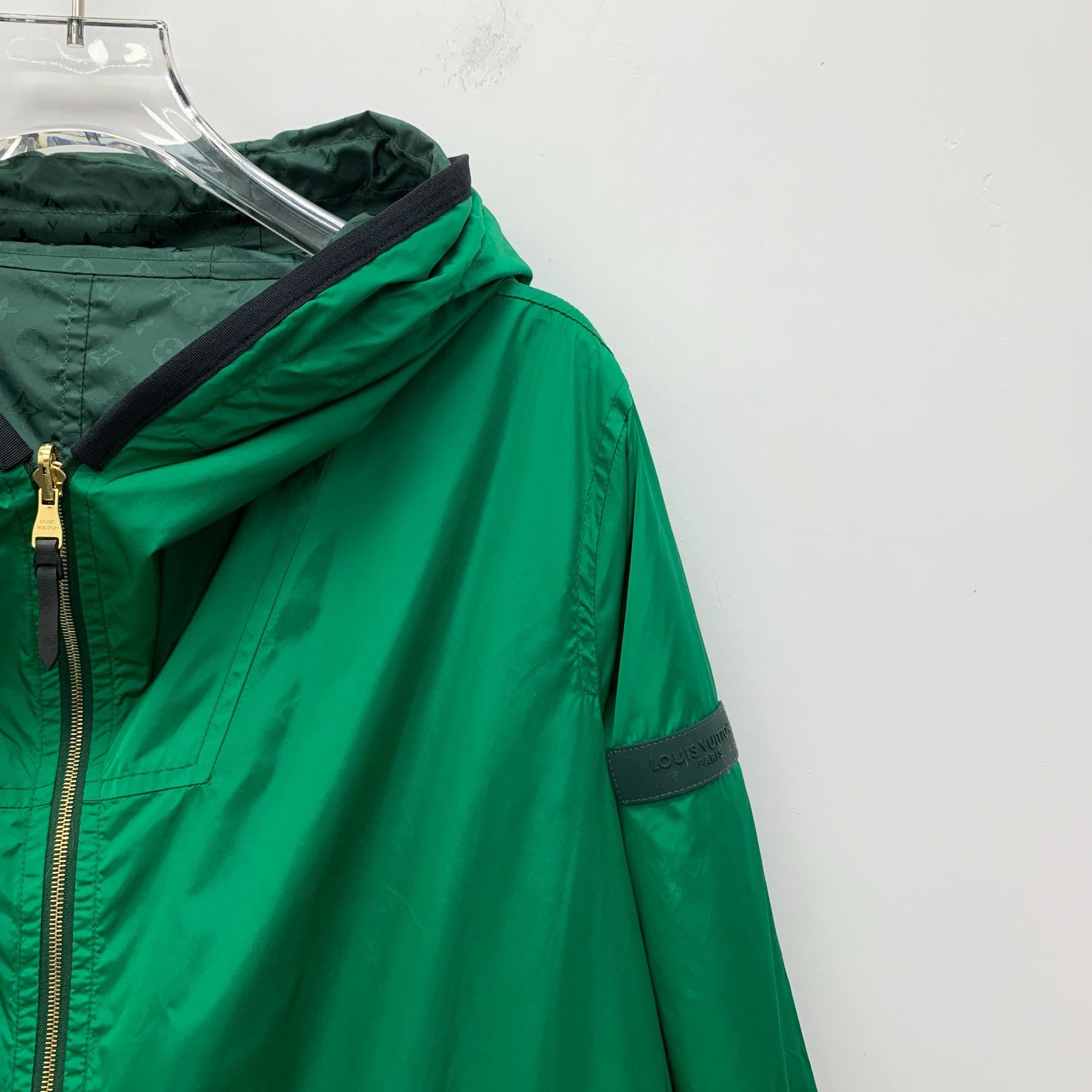 Louis Vuitton LOUIS VUITTON Monogram Green Hooded Raincoat Jacket Size 36 Size XS / US 0-2 / IT 36-38 - 2 Thumbnail