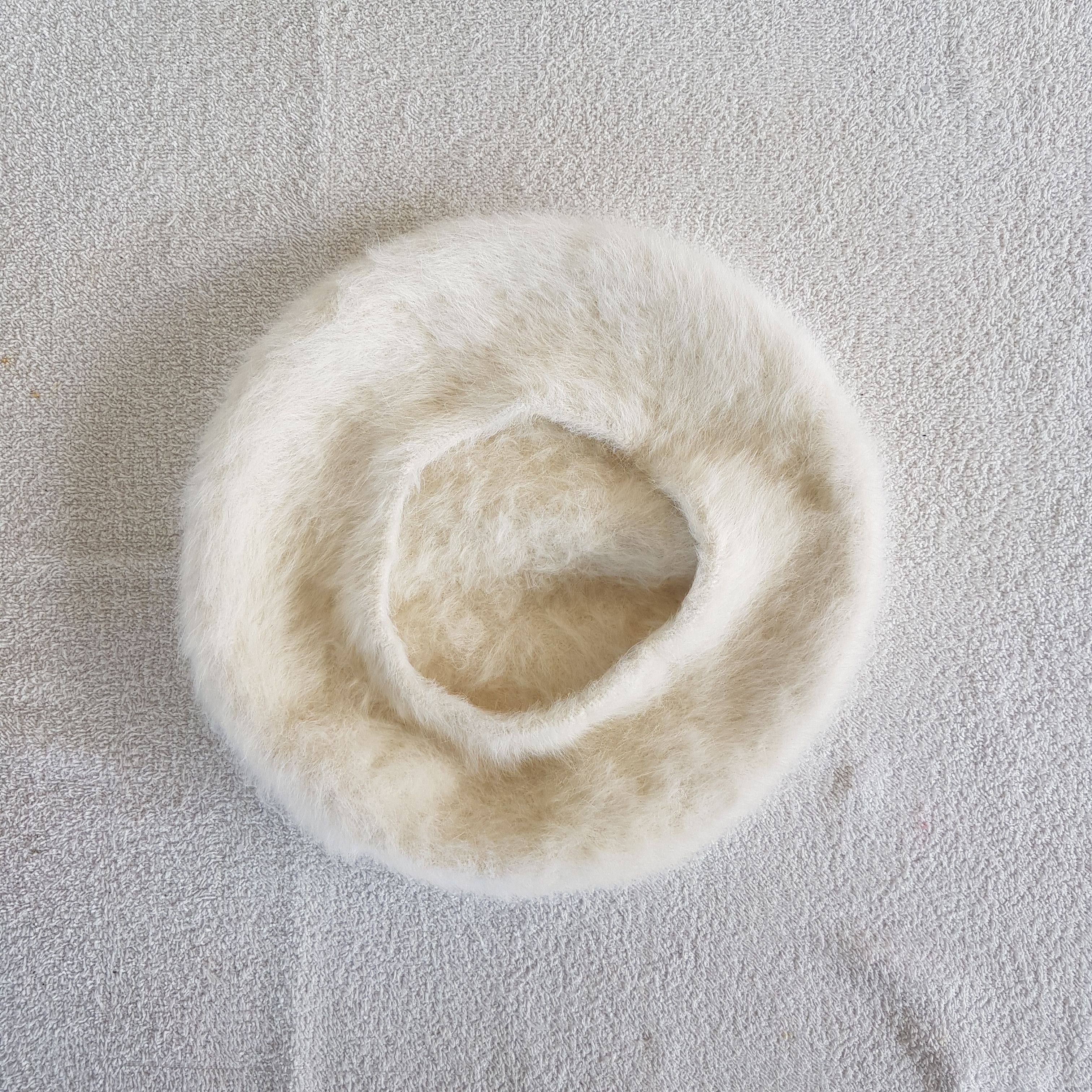 BEAUTY&YOUTH Vintage Beauty Youth Fur Barrett Beanie Snow Caps Hats. Size ONE SIZE - 6 Thumbnail