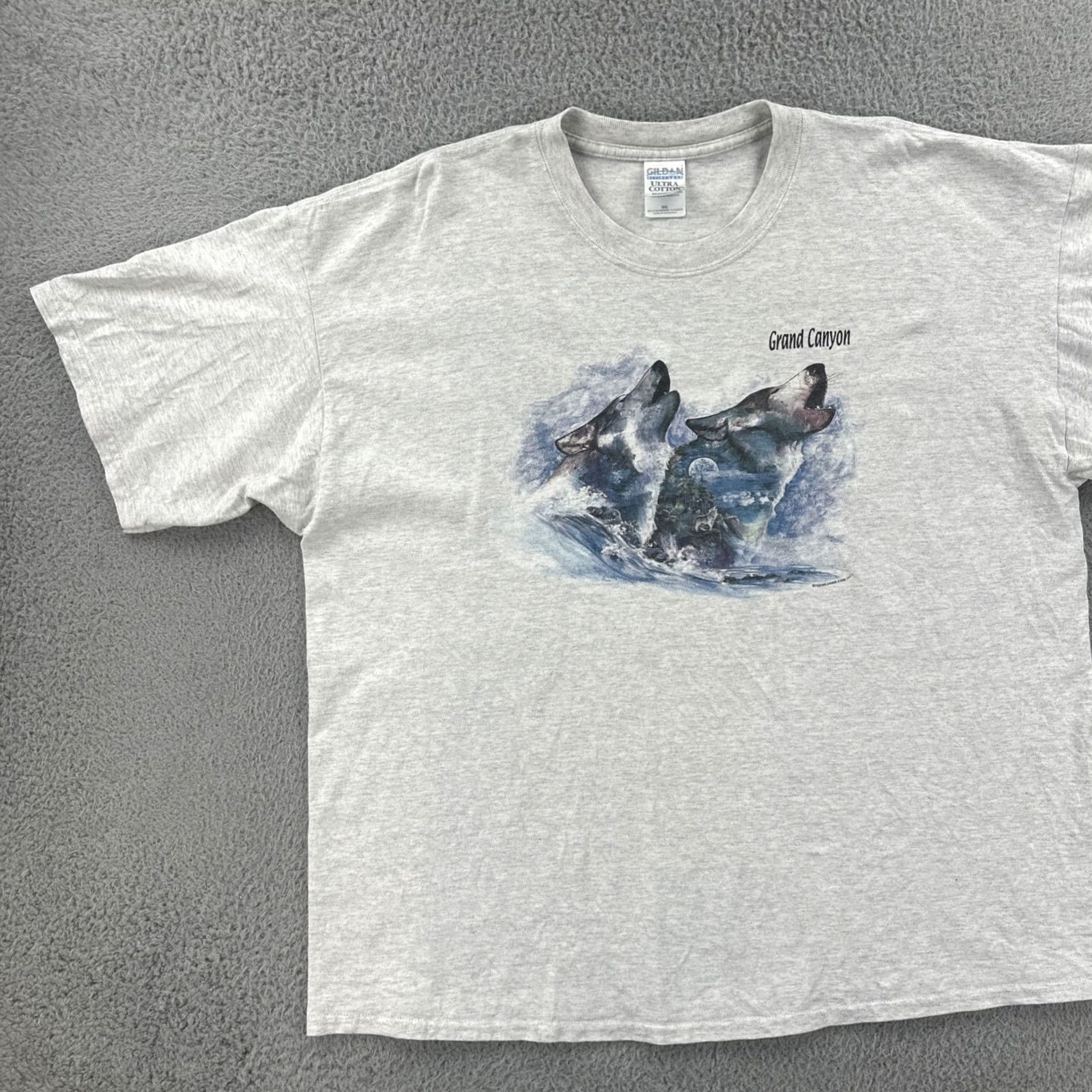 Gildan VINTAGE Gildan Mens T-Shirt Gray 2XL Crew Neck Short Sleeve Wolf Grand Canyon Graphic Print 90s USA Nature Mens Size US XXL / EU 58 / 5 - 3 Thumbnail