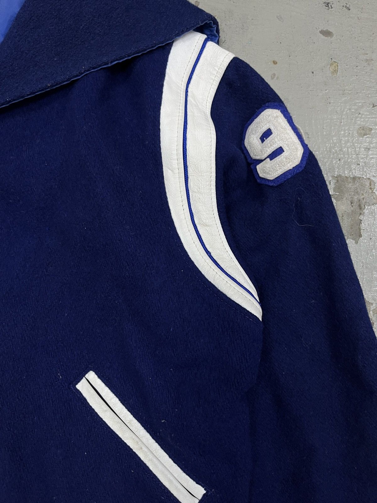Vintage VINTAGE 80's TROPHY WOOL LEATHER VARSITY BOMBER JACKET Size US L / EU 52-54 / 3 - 5 Thumbnail