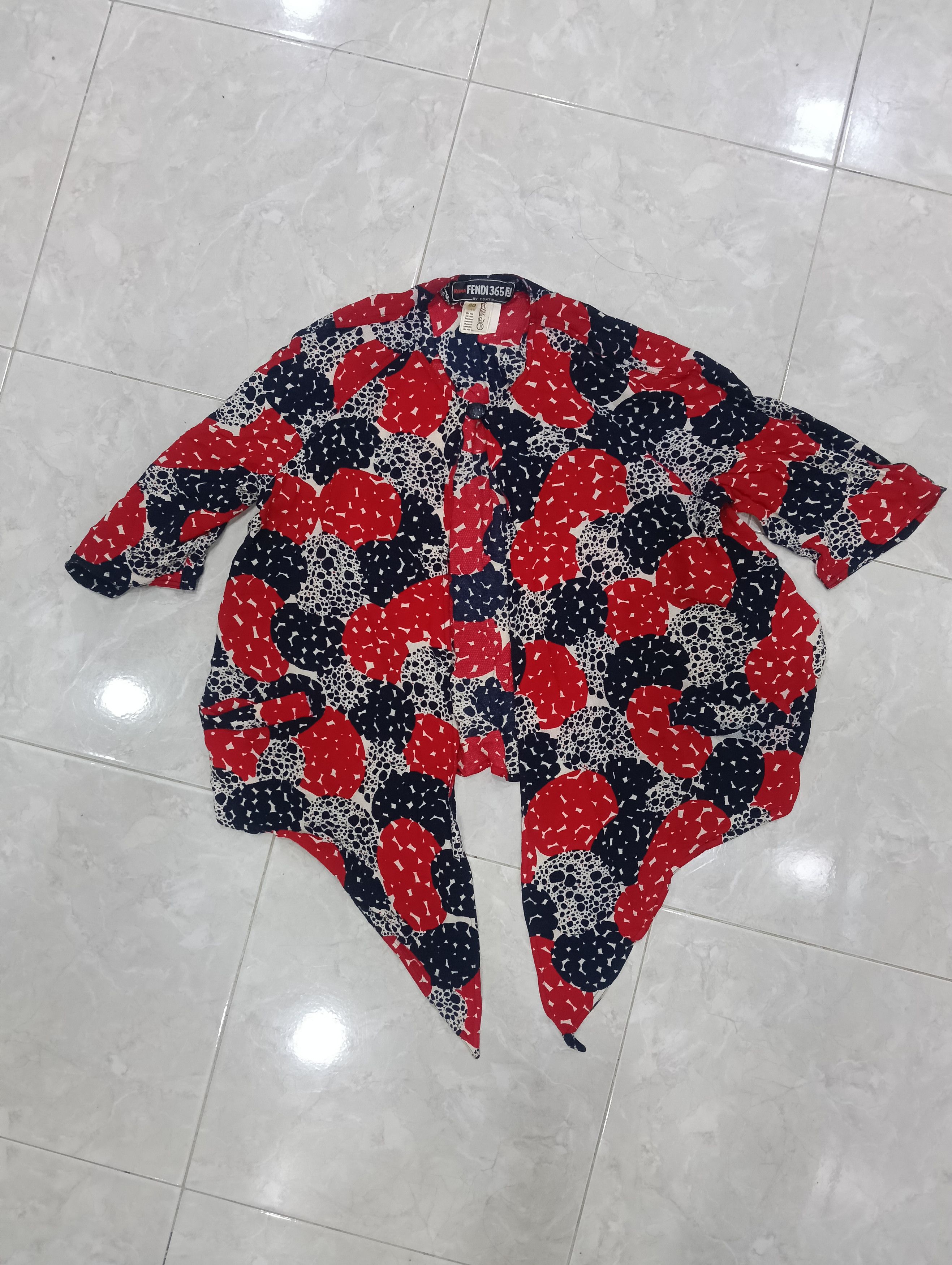 Fendi Vintage Fendi Like Cropped Top Size S / US 4 / IT 40 - 1 Thumbnail