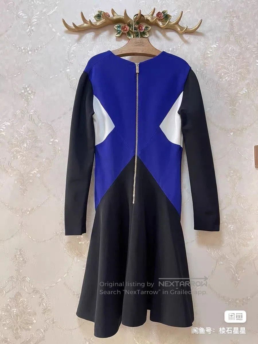 Versace Versace Authentic Runway Dress. Size M / US 6-8 / IT 42-44 - 6 Thumbnail