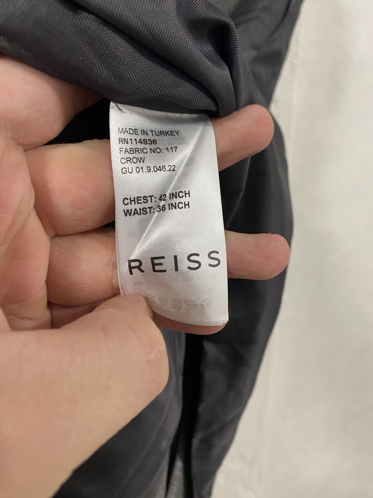 Reiss Reiss Three-piece Grey Checkered Wool Suit Size: 42R Size 42R - 14 Thumbnail