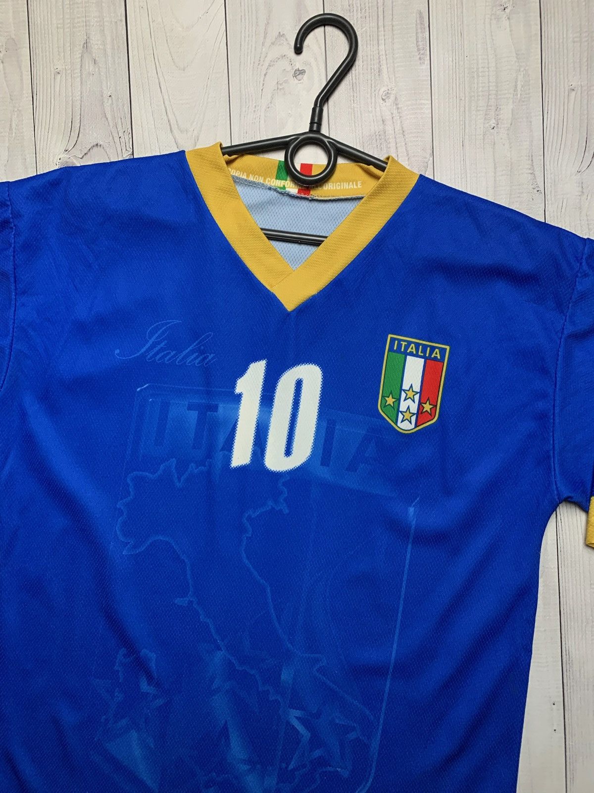 Vintage Vintage very rare italia tee de Rossi size XL blue Size US XL / EU 56 / 4 - 3 Thumbnail