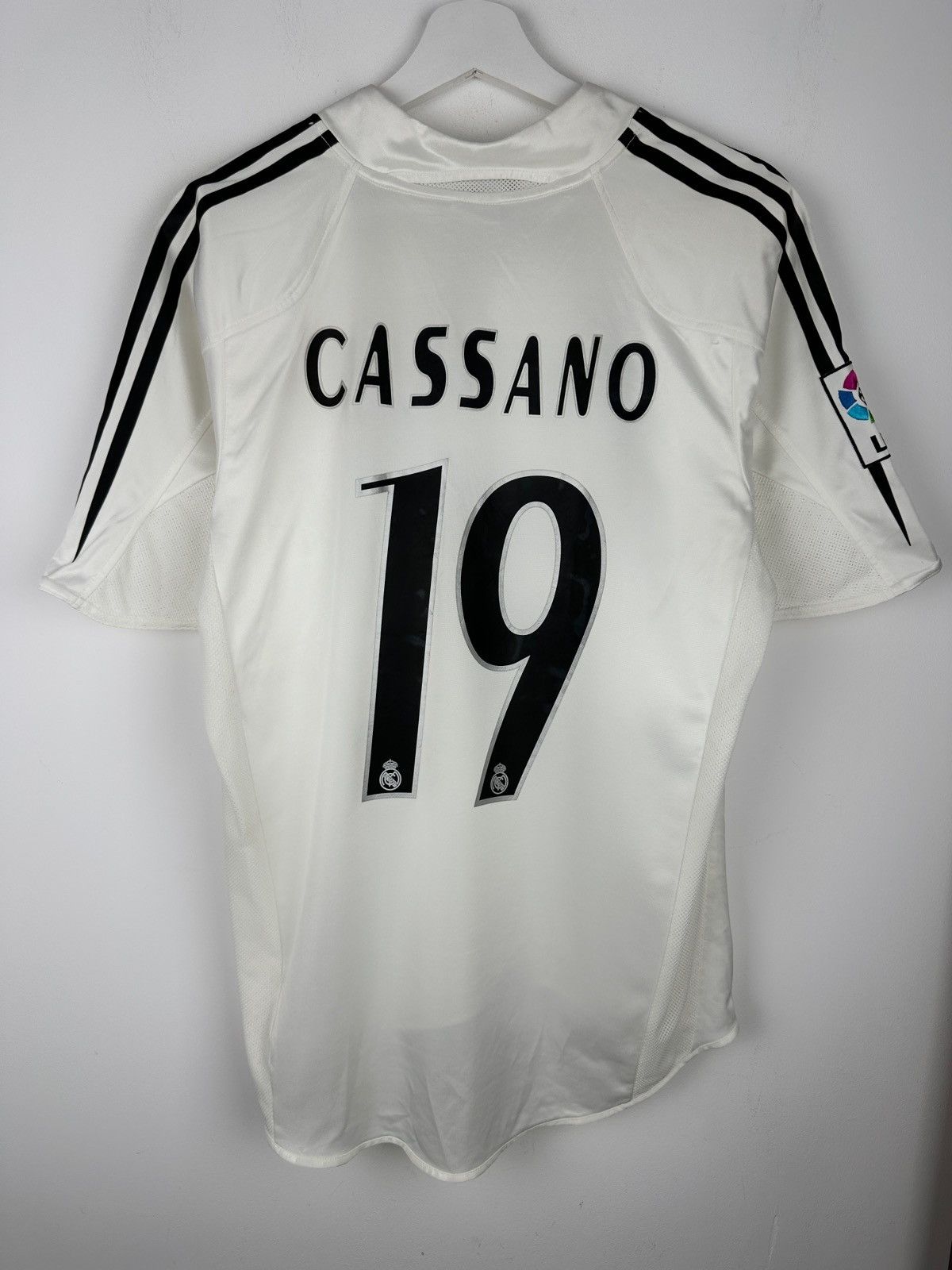Adidas #19 Cassano Real Madrid 2004 Soccer Jersey Football Shirt Size US M / EU 48-50 / 2 - 4 Thumbnail