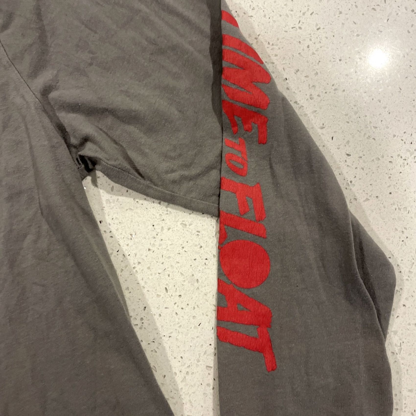 Vintage It Chapter Two Clown Movie Men’s Long Sleeve Gray T-Shirt 2XL Size US XXL / EU 58 / 5 - 3 Thumbnail