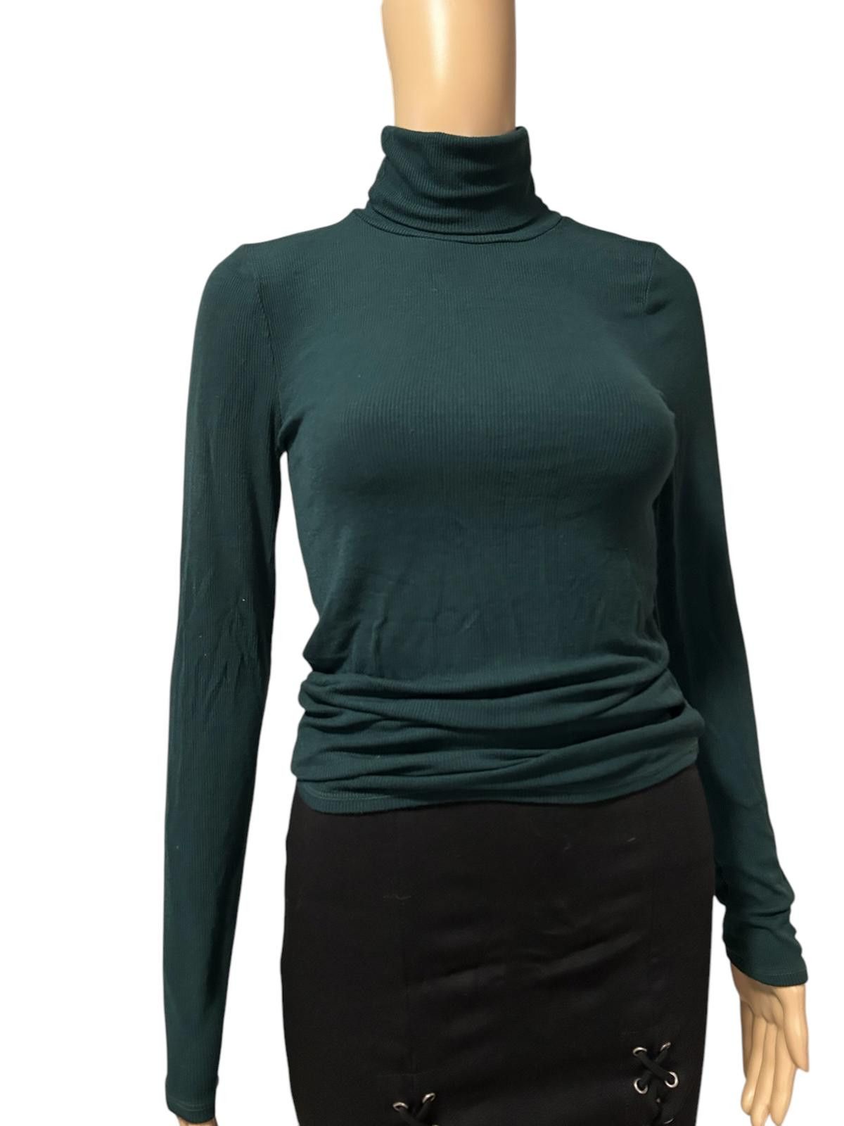 Designer Chic Green Turtleneck Top Size M / US 6-8 / IT 42-44 - 2 Thumbnail