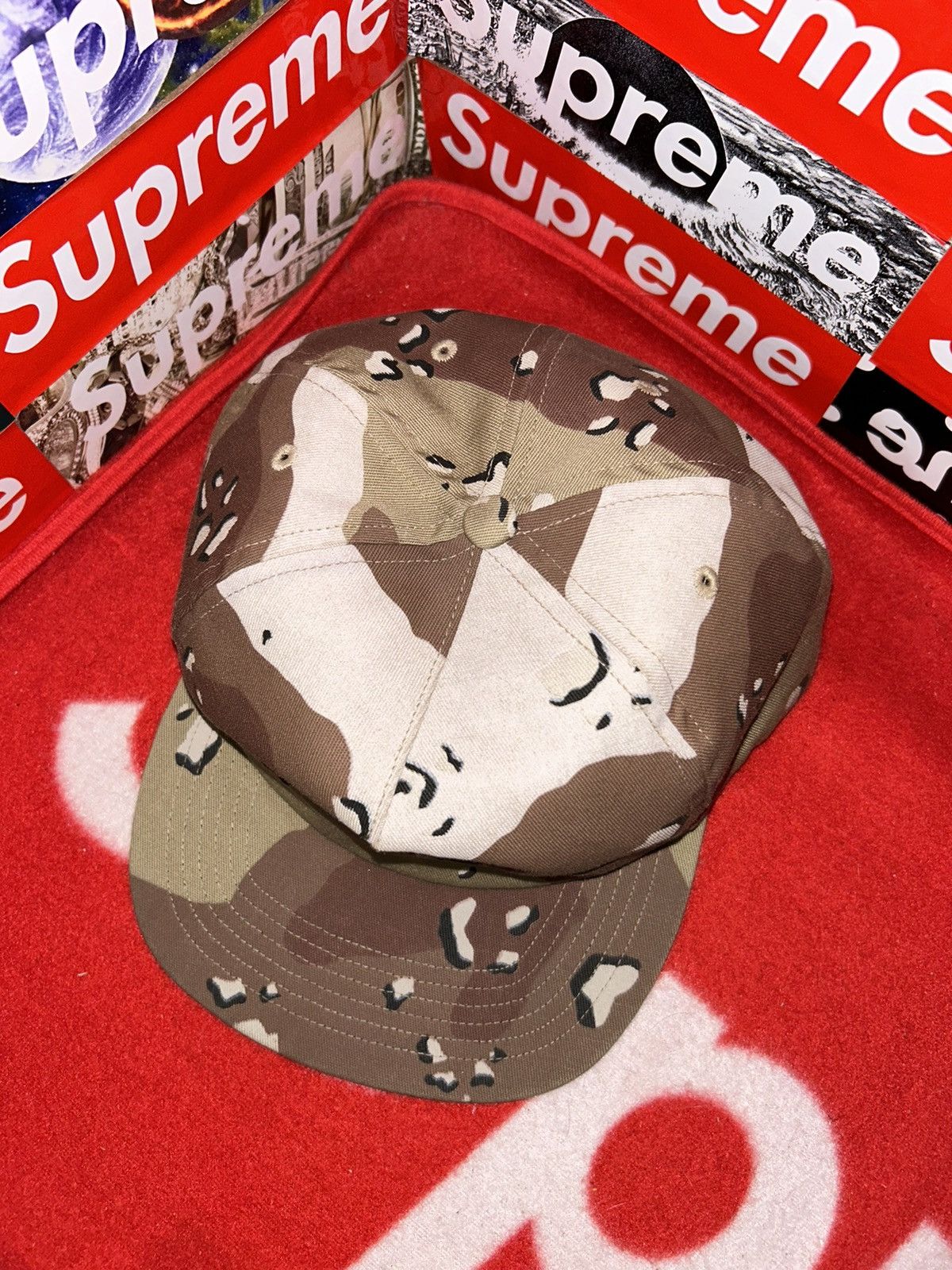 Supreme Supreme Futura Logo Crewneck & 5-Panel Chocolate Chip FW20 Size US L / EU 52-54 / 3 - 12 Thumbnail