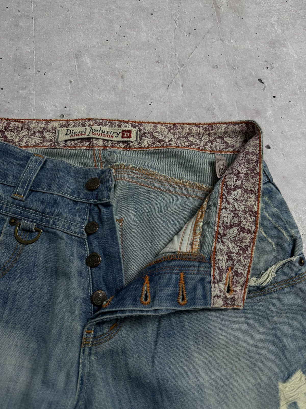 Diesel Vintage Diesel Hysteric Glamour Style Distresed Washed Jeans Size US 31 - 11 Thumbnail