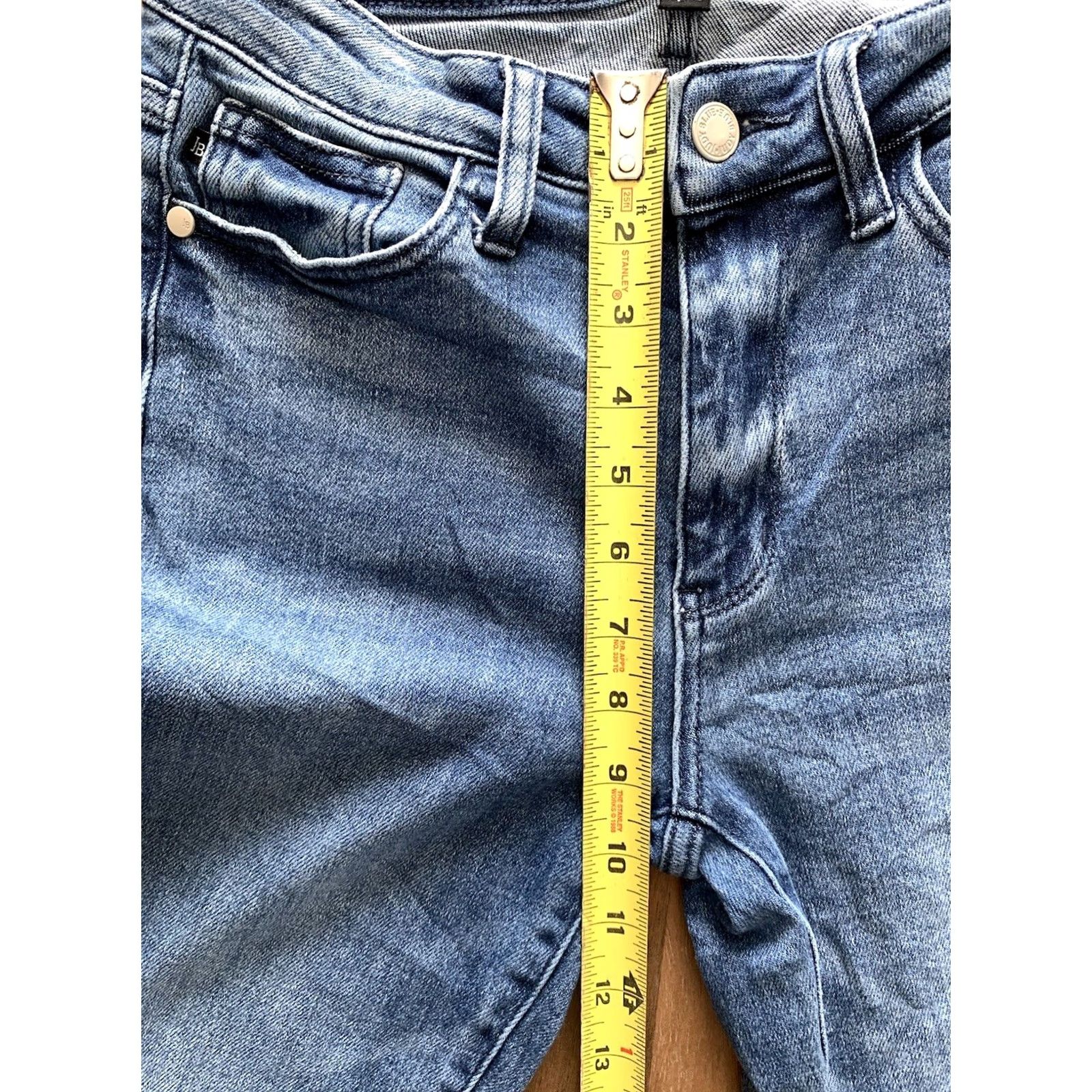 Vintage Judy Blue Relaxed Fit Jeans Women's 26x26.5 Blue Mid Rise Tapered Skinny Stretch Denim 5-Pocket Zipper Button Logo 90s City College Preppy Size 26" / US 2 / IT 38 - 7 Thumbnail