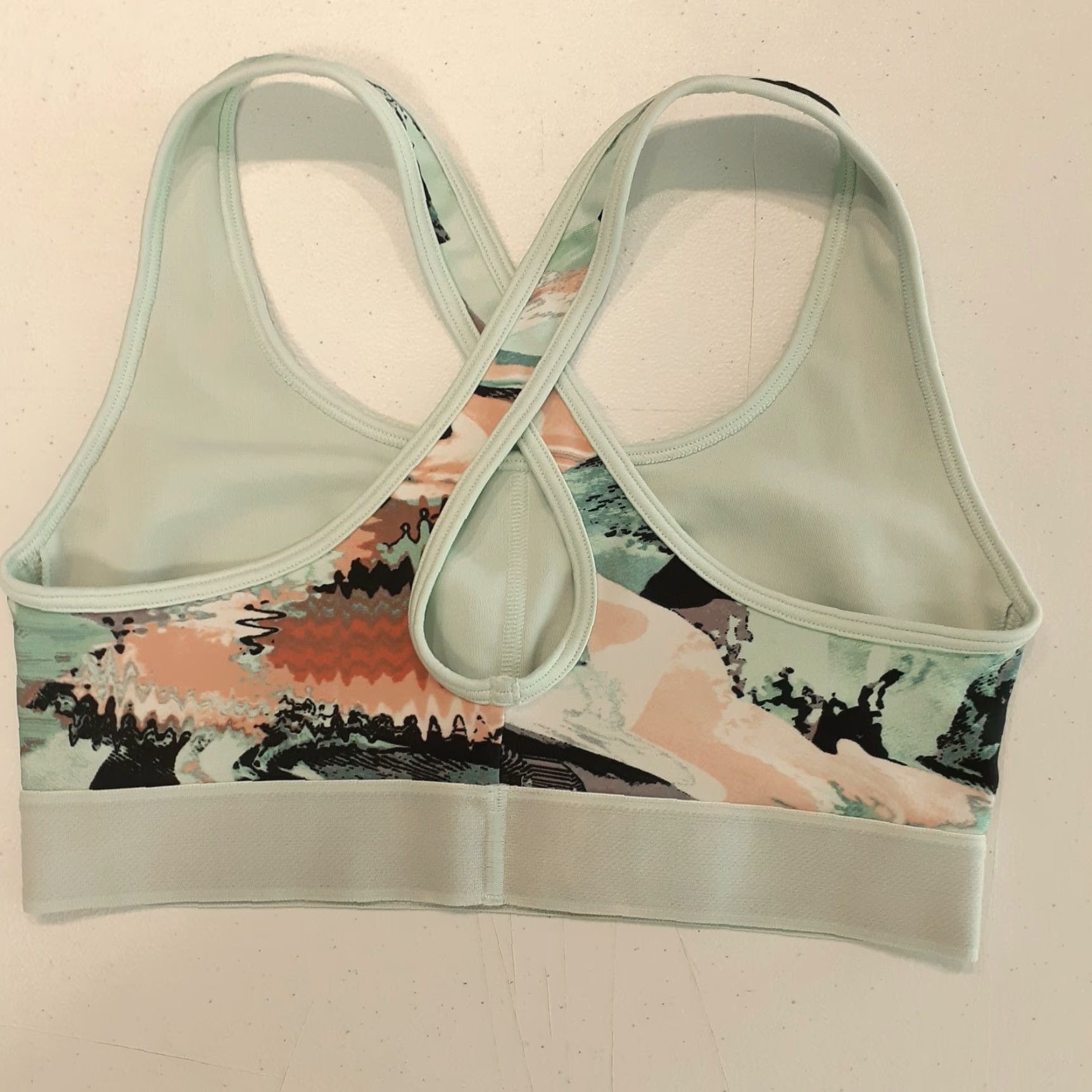 Under Armour Under Armour Compression Sports Bra Small No Padded Cups Multicolor Size ONE SIZE - 2 Thumbnail
