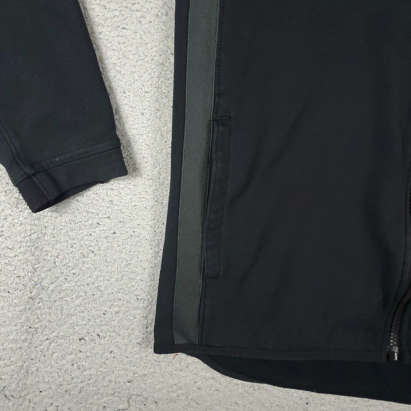 Nike Nike Hoodie Mens Small Black Therma Fit Full Zip Up Sweatshirt Jacket Size US S / EU 44-46 / 1 - 4 Thumbnail