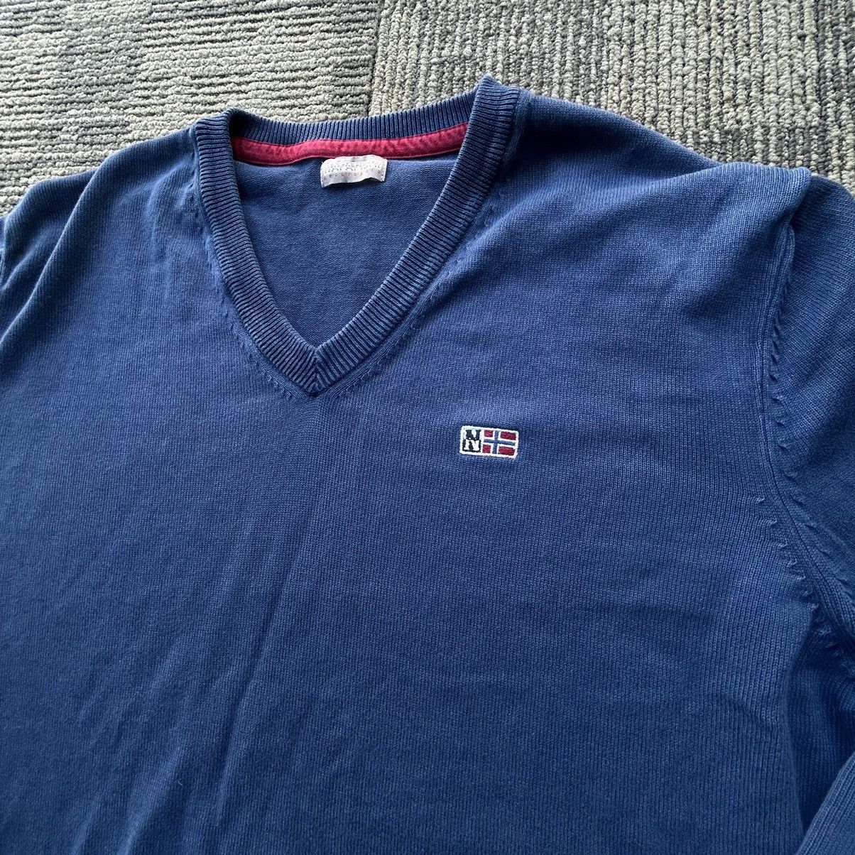 Napapijri Vintage Napapijri Navy Blue V-Neck sweater Size US S / EU 44-46 / 1 - 2 Thumbnail