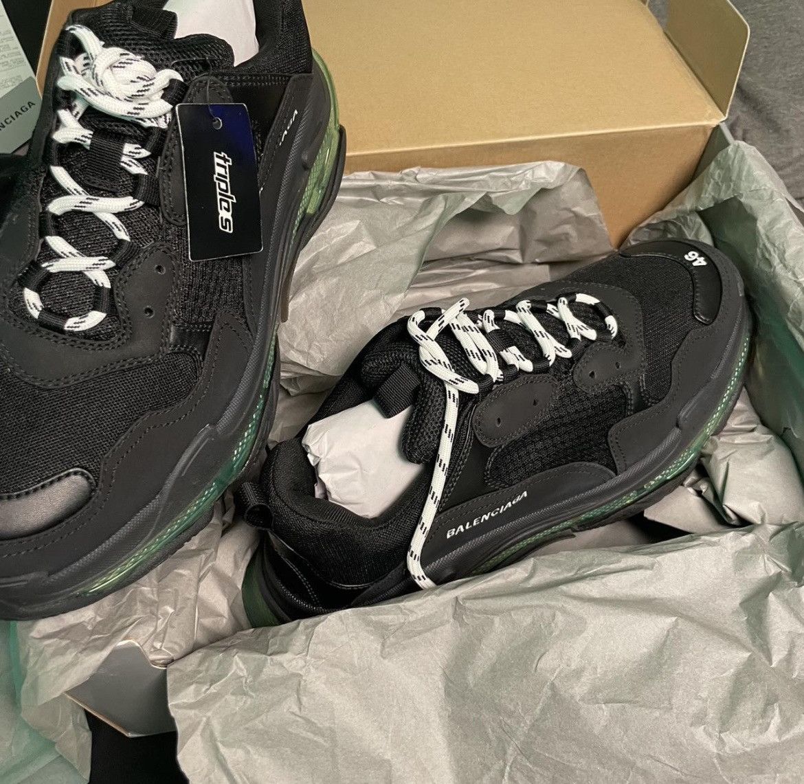 Balenciaga Balenciaga Triple S Size US 12 / EU 45 - 2 Thumbnail