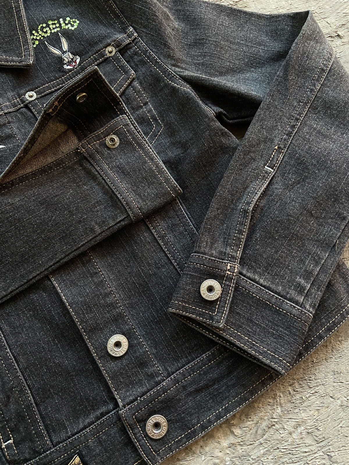 Angel Blue 2000s Angel Blue x Warner Bros - Snap Button Denim Jacket Size M / US 6-8 / IT 42-44 - 16 Thumbnail